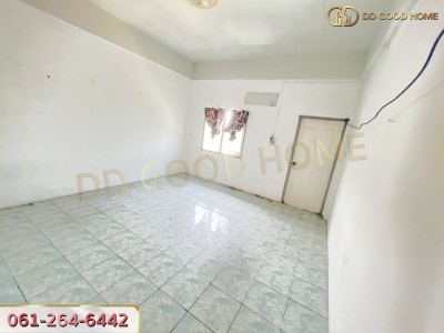 ขายอาคารพาณิชย์ 3.5 ชั้น ราชดำริห์ ต.ท่าราบ อ.เมืองเพชรบุรี จ.เพชรบุรี