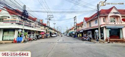 หมู่บ้านวิเศษสุขนคร 19 เฟส 1 (Baan Wisatesuknakorn 19 Phase 1) สมุทรสาคร ทาวน์เฮ้าส์ 2 ชั้น หน้าบ้านหันหน้าไม่ชนใคร