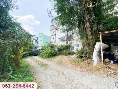 ขายอาคารพาณิชย์3ชั้นครึ่ง ซ.เพชรเกษม81 (86/27) ราคาพิเศษ