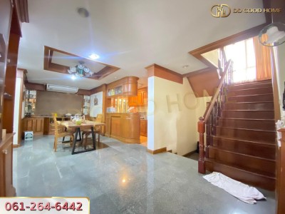 หมู่บ้านเพอร์เฟคเพลส รามคำแหง 164 (Perfect Place Ramkhamhaeng 164) ต.มีนบุรี จ.กทม. บ้านเดี่ยว