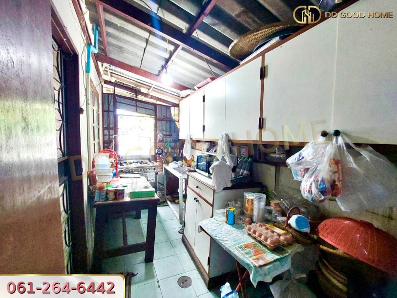 ❌SOLD OUT❌หมู่บ้านลลิษา แพรกษา (Baan Larisa Phraeksa) ทาวน์เฮ้าส์ 2 ชั้น หลังมุม ต.แพรกษา อ.เมืองสมุทรปราการ-3