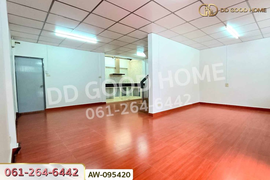 ทาวน์เฮ้าส์ หมู่บ้านประชากรไทย ลาดพร้าว 93 (โชคชัย 3) ใกล้ MRT สถานีมหาดไทย-4