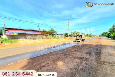 อาคารพาณิชย์ชั้นเดียว ครบุรี นครราชสีมา ใกล้ อบต.จระเข้หิน.
