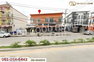 อาคารพาณิชย์ ถ.กลางเมืองพัฒนา เพชรบูรณ์ ใกล้สำนักงานเทศบาลเมืองเพชรบูรณ์