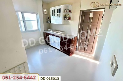 บ้านเดี่ยว วรดา แกรนด์ ลพบุรี ใกล้โรบินสันไลฟ์สไตล์ ลพบุรี