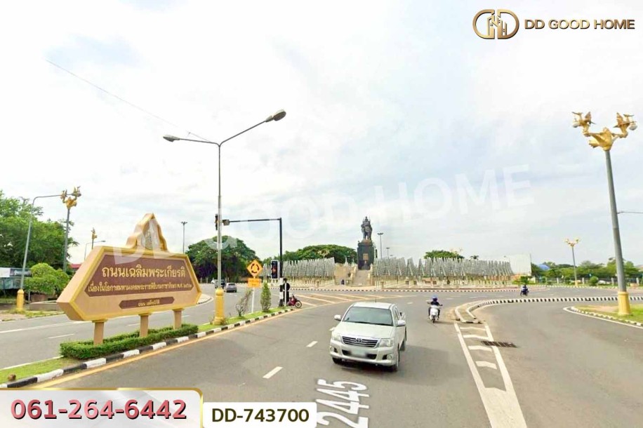 คอนโด ธาดา คอนโดเทล บุรีรัมย์ ใกล้วงเวียนพระบรมราชานุสาวรีย์รัชกาลที่ 1-3