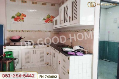 อาคารพาณิชย์ นวนคร ถ.พหลโยธิน ปทุมธานี ใกล้ ตลาดไท