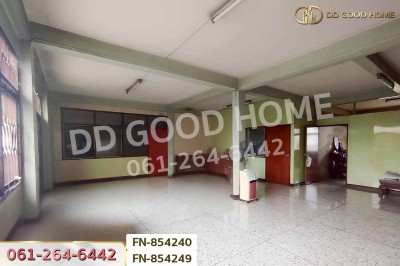 ที่ดินพร้อมสิ่งปลูกสร้างภาษีเจริญ 93.9 ตร.ว. ติดถนนเพชรเกษม ใกล้ รพ.เกษมราษฎร์บางแค