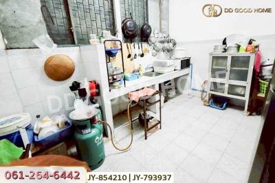 อาคารพาณิชย์ หมู่บ้านสินพัฒนาธานี ซ.ทวีวัฒนา 9 ใกล้ตลาดธนบุรีสนามหลวง 2