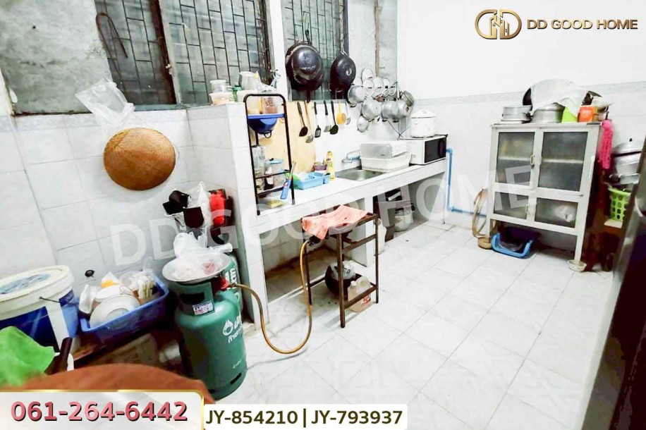 อาคารพาณิชย์ หมู่บ้านสินพัฒนาธานี ซ.ทวีวัฒนา 9 ใกล้ตลาดธนบุรีสนามหลวง 2-12