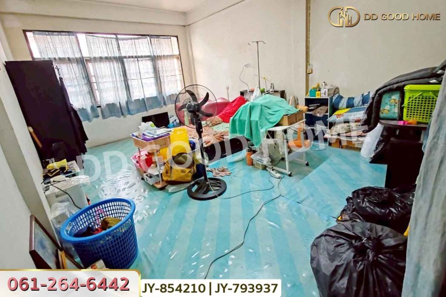 อาคารพาณิชย์ หมู่บ้านสินพัฒนาธานี ซ.ทวีวัฒนา 9 ใกล้ตลาดธนบุรีสนามหลวง 2-7