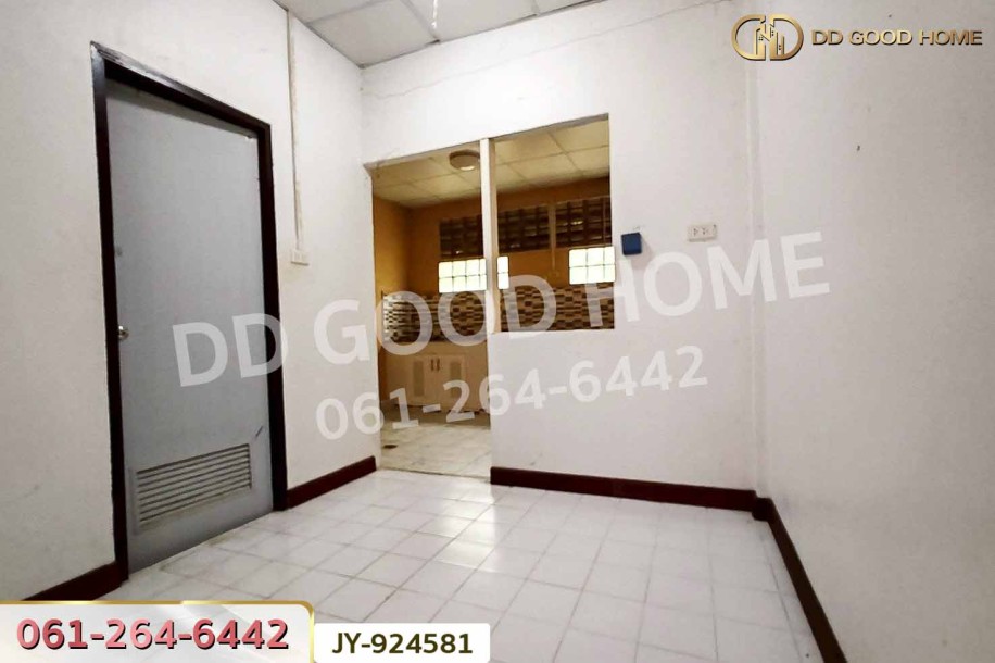 ทาวน์เฮ้าส์ หมู่บ้านบัวทองแลนด์ ถ.บางกรวย-ไทรน้อย นนทบุรี ใกล้เซ็นทรัลเวสต์เกต-6