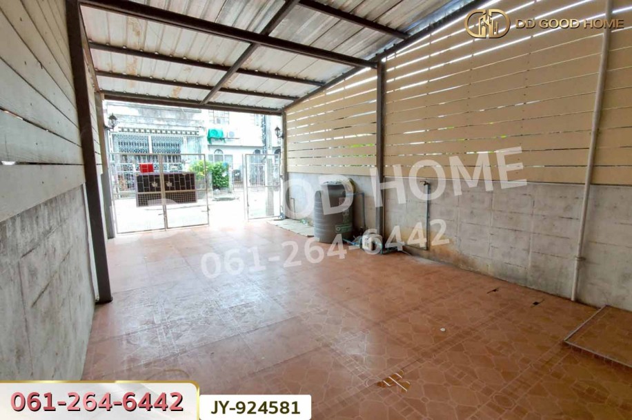 ทาวน์เฮ้าส์ หมู่บ้านบัวทองแลนด์ ถ.บางกรวย-ไทรน้อย นนทบุรี ใกล้เซ็นทรัลเวสต์เกต-3