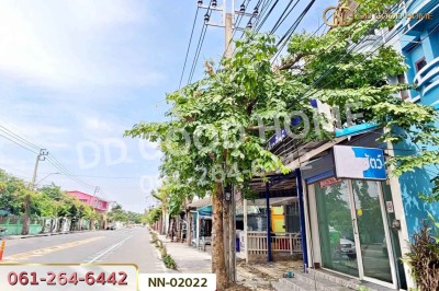 อาคารพาณิชย์ ถนนเลียบคลองภาษีเจริญฝั่งเหนือ หนองแขม กรุงเทพฯ ใกล้โรงเรียนพิชญ์ชนกหนองแขม