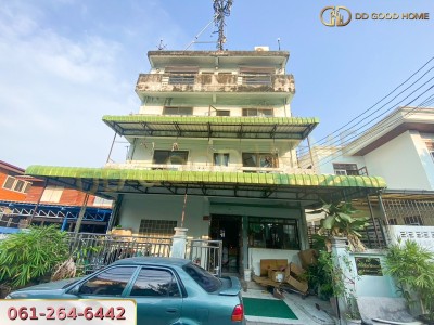 ขายอาคารพาณิชย์ 4 ชั้นพร้อมดาดฟ้า ซอยเอกชัย 10/1