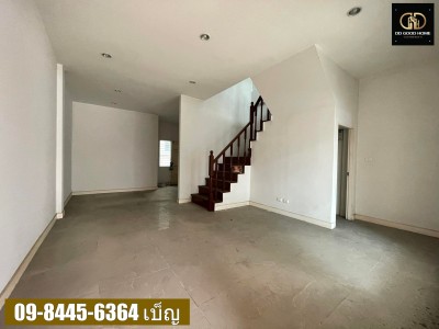 ทาวน์โฮม 3ชั้น ม.เดอะเนเจอร์ซิตี้