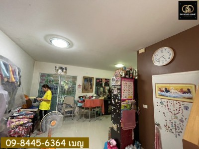 ทาวน์เฮาส์ โครงการพลีโน่ เพชรเกษม 81