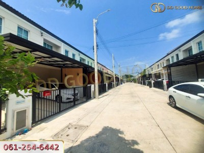 ทาวน์โฮม หมู่บ้านพฤกษา 143 บางปูใหม่พร้อมอยู่