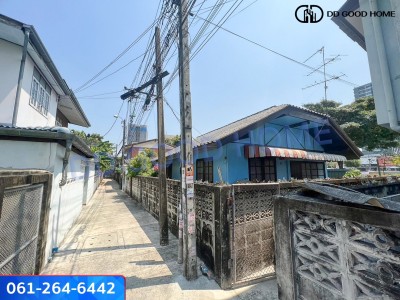 ขายบ้านพร้อมที่ดินติด MRT สถานีแยกไฟฉาย (ถนนพรานนก-พุทธมณฑลสาย 4 ) 42 ตร.ว
