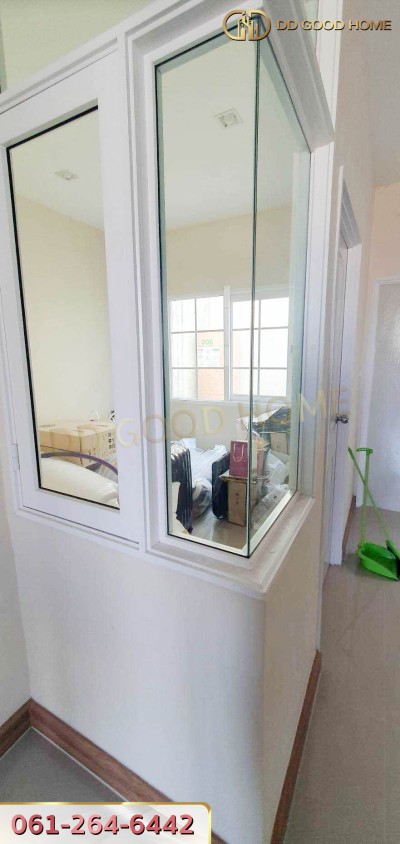 ทาวน์โฮม 2 ชั้น บ้านหลังมุม หมู่บ้านโกลเด้น ทาวน์ รามอินทรา-วงแหวน ใกล้รถไฟฟ้า พร้อมอยู่