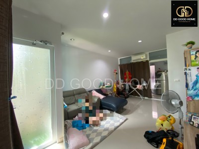 ขายด่วนพร้อมอยู่!! ทาวน์เฮ้าส์ ซิตี้เซนส์ พระราม 2 ท่าข้าม