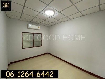 ขายทาวน์เฮาส์หมู่บ้านนิราวิลล์ (เอกชัย-โพธิ์แจ้) เฟส 1 แยก 7