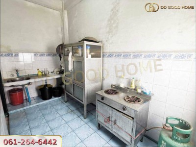 หมู่บ้านวังมณี (Baan Wungmanee) พุทธมณฑลสาย 5 ทาวน์เฮ้าส์ 2 ชั้น หลังริม ต.ไร่ขิง อ.สามพราน