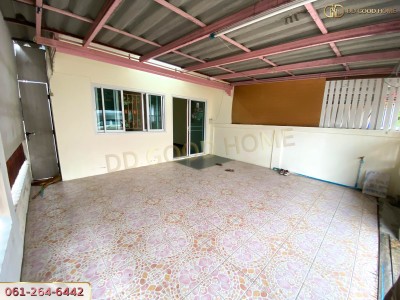 บ้านทาวน์เฮ้าส์ 2 ชั้น หลังริม ซอยหมู่บ้านทางรถไฟฝั่งตะวันตก อ.หัวหิน จ.ประจวบคีรีขันธ์