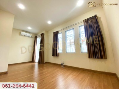 หมู่บ้านโกลเด้นท์ ทาวน์ 2 ปิ่นเกล้า-จรัญสนิทวงศ์ (Golden Town 2 Pinklao – Charansanitwong) ทาวน์เฮ้าส์ 2 ชั้น ต.บางกรวย