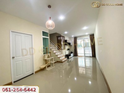 หมู่บ้านโกลเด้นท์ ทาวน์ 2 ปิ่นเกล้า-จรัญสนิทวงศ์ (Golden Town 2 Pinklao – Charansanitwong) ทาวน์เฮ้าส์ 2 ชั้น ต.บางกรวย