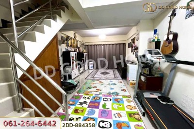 ทาวน์เฮ้าส์ เดอะ เน็กซ์ ทาวน์โฮม ศรีราชา ชลบุรี ใกล้โรบินสันบ่อวิน