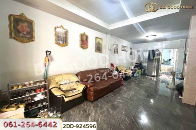 ทาวน์เฮ้าส์ บ้านคัทลียาวิลล์ ปทุมธานี ใกล้บิ๊กซี ซูเปอร์เซ็นเตอร์ ลำลูกกา 2 (คลอง4)