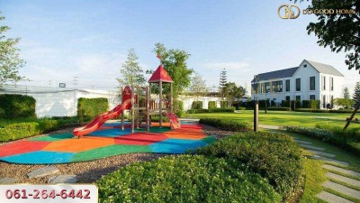 เดอะ มิราเคิล ประชาอุทิศ 90 (The Miracle Prachauthit 90) ทาวน์โฮม 2 ชั้น ต.คลองสวน อ.พระสมุทรเจดีย์