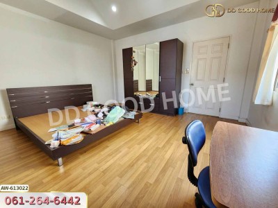 ปริญลักษณ์ เพชรเกษม 69