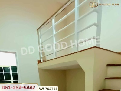 ทาวน์โฮม โกลเด้น ทาวน์ ศรีราชา-อัสสัมชัญ (ถ.เก้ากิโล) ใกล้ โรบินสัน ศรีราชา