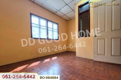 ทาวน์เฮ้าส์ หมู่บ้านนันทิชา 1 นนทบุรี ใกล้แม็คโคร บางบัวทอง