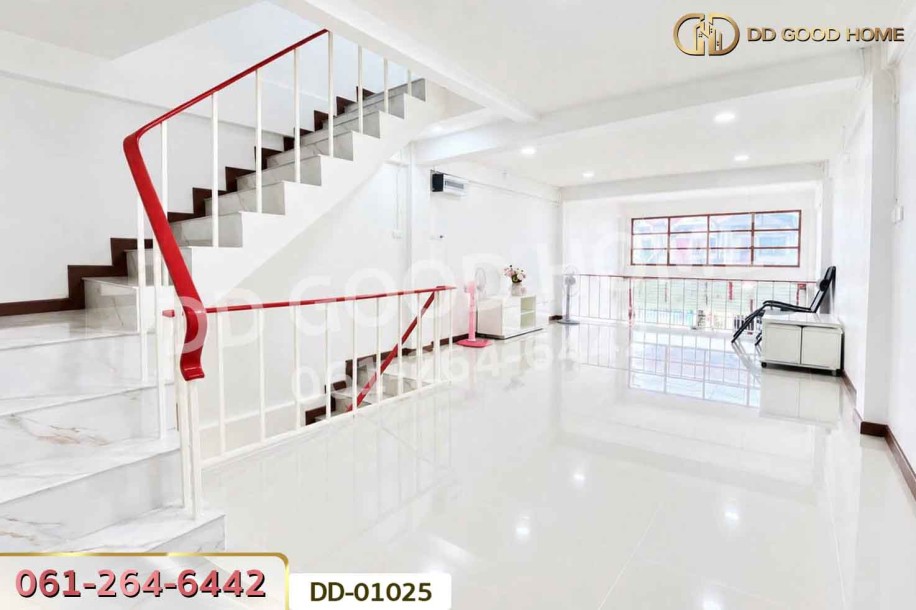 อาคารพาณิชย์ หมู่บ้านสวนนครินทร์ 1 ซ.ศรีนครินทร์ 46 ใกล้พาราไดซ์ พาร์ค-5