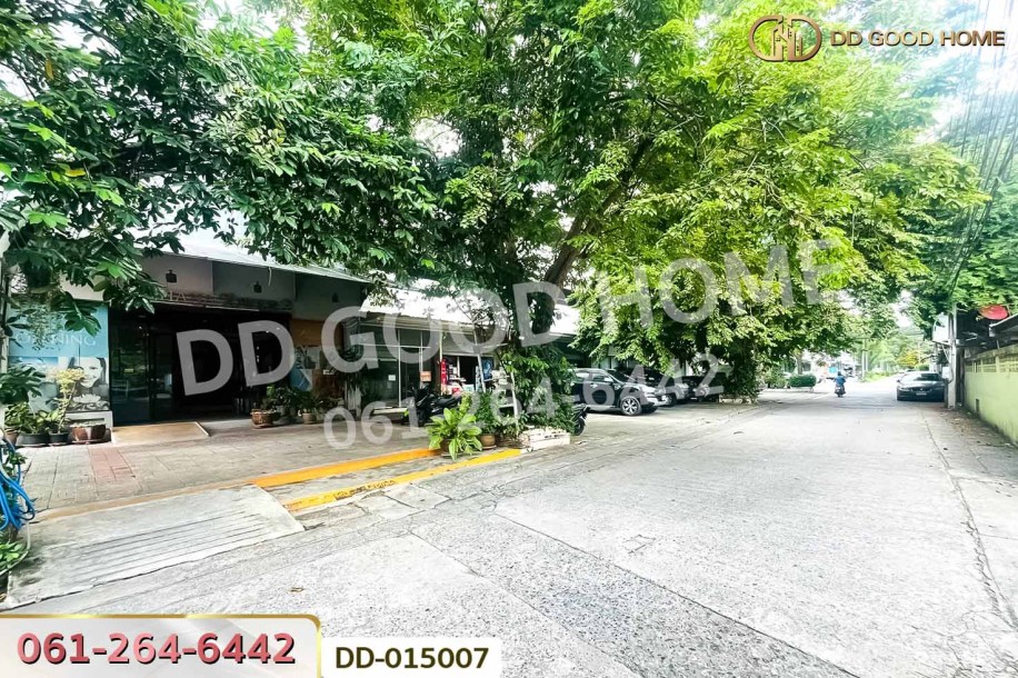 คอนโด ป.ธนาทาวเวอร์ 2 ซ.ลาดพร้าว 58/1 ใกล้ BTS สถานีโชคชัย 4-11