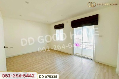 ทาวน์เฮ้าส์ บ้านนันทิมา หางดง เชียงใหม่ ใกล้อุทยานหลวงราชพฤกษ์