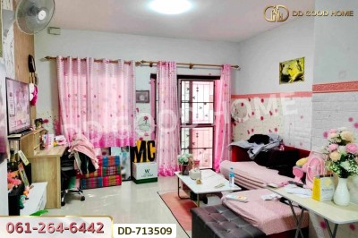 ทาวน์เฮ้าส์ หมู่บ้านโกลเด้นวิลเลจ แหลมฉบัง ชลบุรี ใกล้สวนสาธารณะเทศบาล