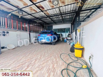 ทาวน์เฮ้าส์ ลิฟวิ่ง เรสซิเดนซ์ รังสิต-ราชพฤกษ์ ใกล้มหาวิทยาลัยรังสิต.