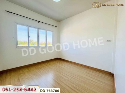 ทาวน์เฮ้าส์ หมู่บ้านชลิดา รังสิต-คลอง 3 ปทุมธานี ใกล้วัดธรรมกาย