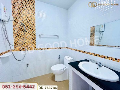 ทาวน์เฮ้าส์ หมู่บ้านชลิดา รังสิต-คลอง 3 ปทุมธานี ใกล้วัดธรรมกาย