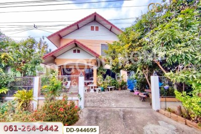 บ้านเดี่ยว เมืองลำพูน ซ.เทศบาลตำบลอุโมง 51 ใกล้สำนักงานสาธารณสุข จ.ลำพูน.