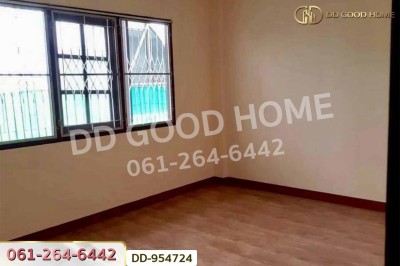 ทาวน์เฮ้าส์วัดเกต ถ.ทุ่งโฮเต็ล เชียงใหม่ ใกล้โรงเรียนดาราวิทยาลัย