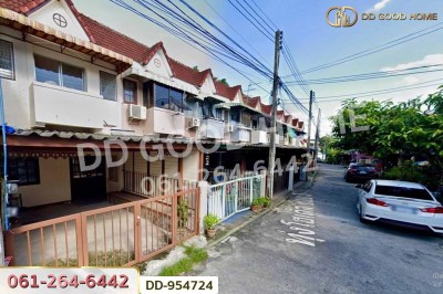 ทาวน์เฮ้าส์วัดเกต ถ.ทุ่งโฮเต็ล เชียงใหม่ ใกล้โรงเรียนดาราวิทยาลัย