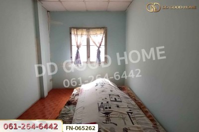 ทาวน์เฮ้าส์ หมู่บ้านคัทลียาวิลล์ ลำลูกกา-คลอง 4 ใกล้ BTS สถานีคูคต