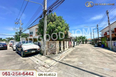 ทาวน์เฮาส์ พาร์ค วิลเลจ 4 สารสาสน์-ราชพฤกษ์ ปทุมธานี ใกล้โรงเรียนสารสาสน์ ราชพฤกษ์.