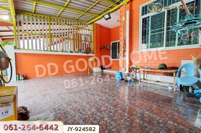 ทาวน์เฮ้าส์ โยธยาวิลเลจ บางปะอิน พระนครศรีอยุธยา ใกล้นิคมอุตสาหกรรมโรจนะ.