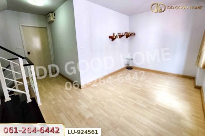 ทาวน์โฮม เดอะคอนเนค อัพ 3 วงแหวน-บางแค ถ.กาญจนาภิเษก ใกล้ MRT หลักสอง